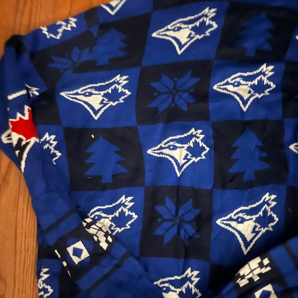 Toronto Blue Jays Patchwork Sweater - Picture 4 of 4